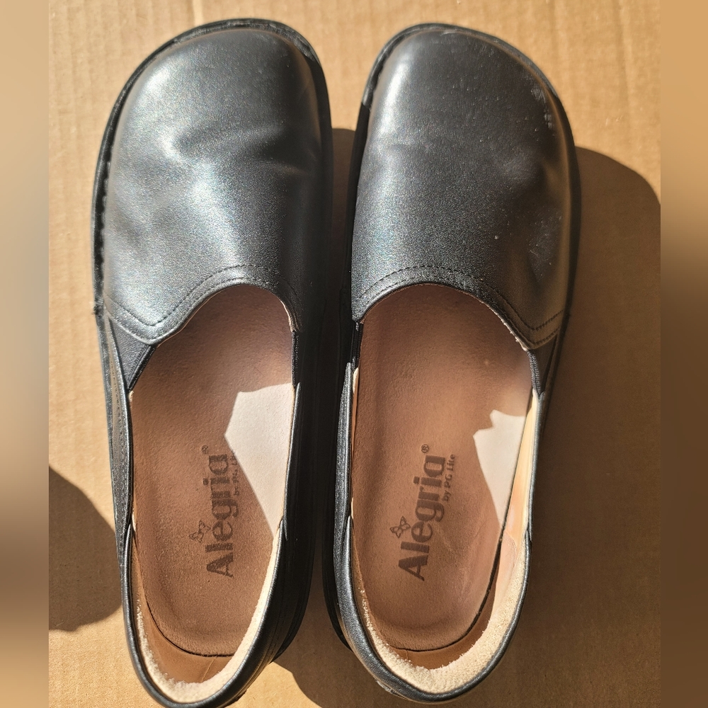 Alegria size 39 nursing shoes